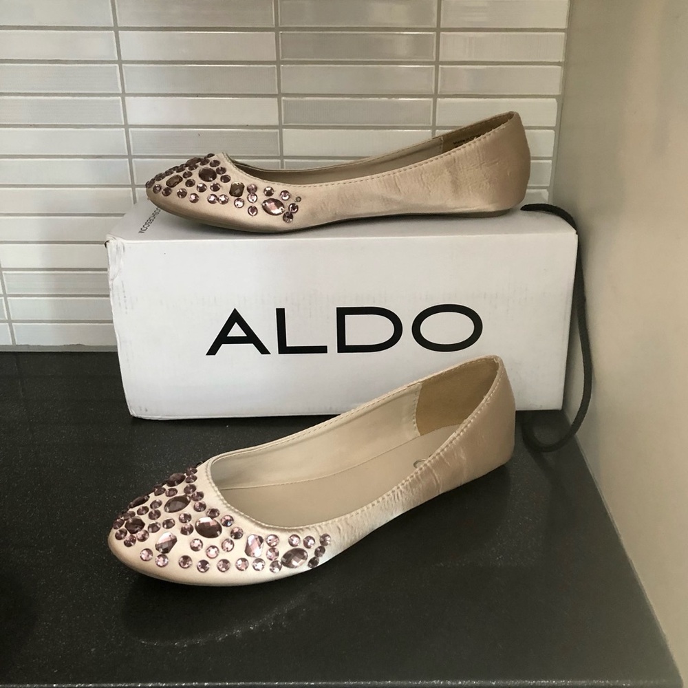 Aldo Laplaunt satin bejeweled women’s flats